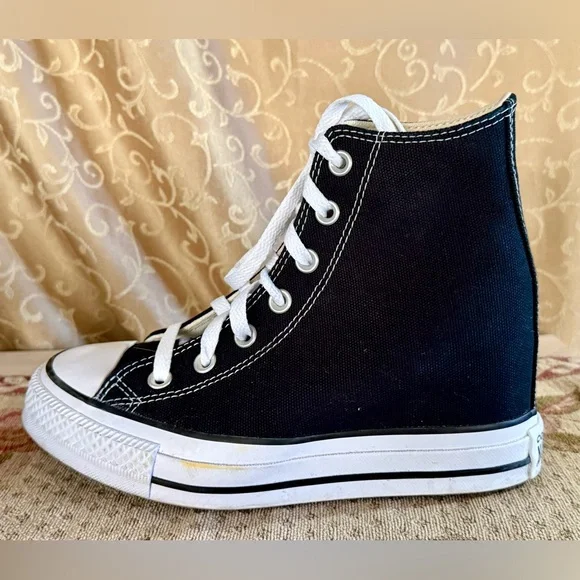 Converse Women's Chuck Taylor All Star Wedge Platform Black & White Sneaker Sz 7 - Picture 11 of 14